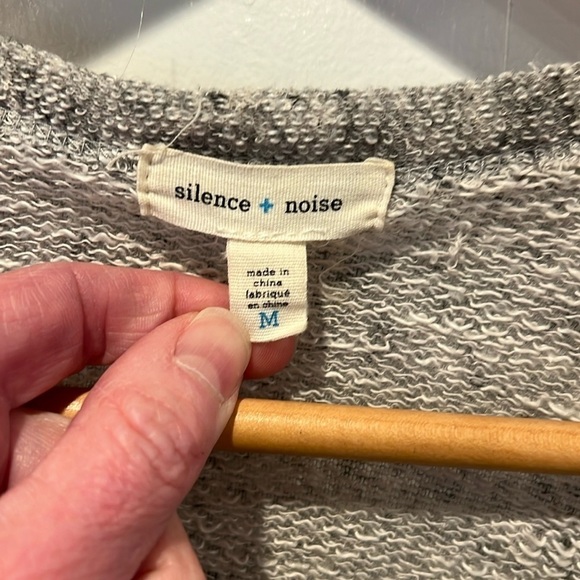 Silence + Noise Open Short Sleeved Cardigan Flax Size Medium - Picture 4 of 5